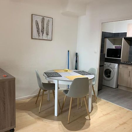 Aubenas : Beau Studio, Proche Du Chateau Kültér fotó